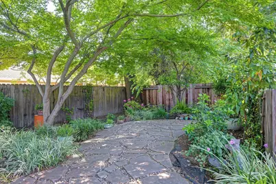 7671 Greenhaven Drive, Sacramento, CA 95831 - Photo 51