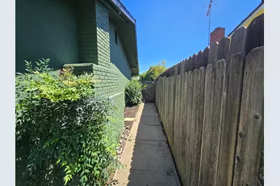 9009 Talisman, Sacramento, CA 95826 - Photo 21