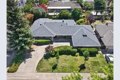 6131 Holstein Way, Sacramento, CA 95831 - Photo 1