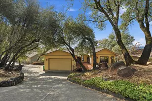 18717 Hummingbird Dr, Penn Valley, CA 95946 - Photo 1