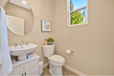 3523 Forney Way, Sacramento, CA 95816 - Photo 25