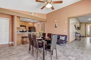7677 Harvest Woods Dr, Sacramento, CA 95828 - Photo 11