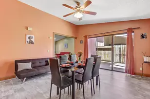 7677 Harvest Woods Dr, Sacramento, CA 95828 - Photo 11
