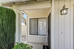 7677 Harvest Woods Dr, Sacramento, CA 95828 - Photo 3