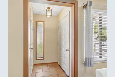 7677 Harvest Woods Drive, Sacramento, CA 95828 - Photo 5