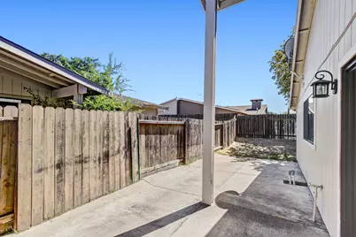 7677 Harvest Woods Drive, Sacramento, CA 95828 - Photo 29