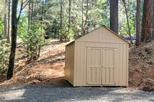 24040 Hitching Post Rd, Sonora, CA 95370 - Photo 27
