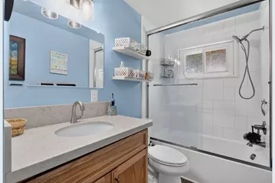 4553 E Redlands Avenue, Fresno, CA 93726 - Photo 19