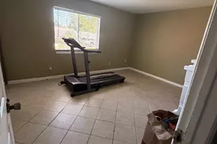 2032 E 9th St, Stockton, CA 95206 - Photo 15