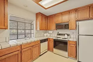 2000 Thrush Ct, Lodi, CA 95240 - Photo 13