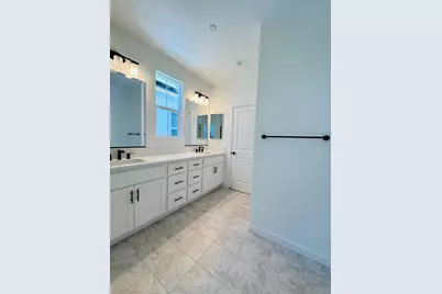 2580 Night Bloom Way, Lathrop, CA 95330 - Photo 11