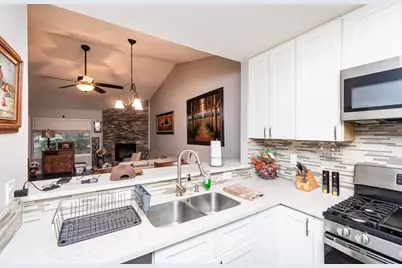 4801 Dover Lane #504, Sacramento, CA 95842 - Photo 11