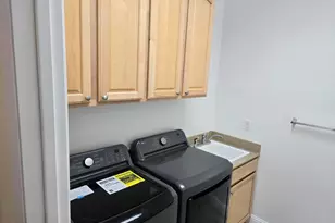 360 Collins Ct, Mountain House, CA 95391 - Photo 9