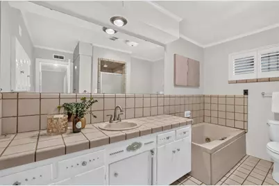 1071 W Monterey Avenue, Stockton, CA 95204 - Photo 25
