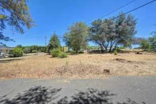 814 Comstock Dr, Folsom, CA 95630 - Photo 11