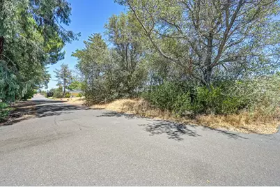 814 Comstock Drive, Folsom, CA 95630 - Photo 13