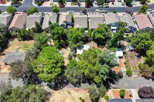 814 Comstock Dr, Folsom, CA 95630 - Photo 43
