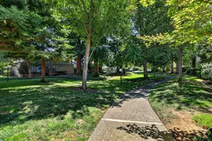 1235 Vanderbilt Way, Sacramento, CA 95825 - Photo 77