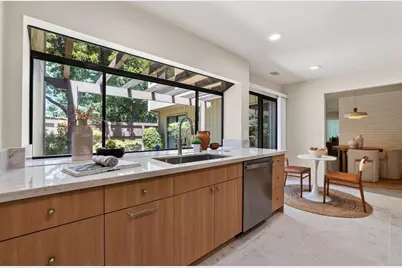 1235 Vanderbilt Way, Sacramento, CA 95825 - Photo 27
