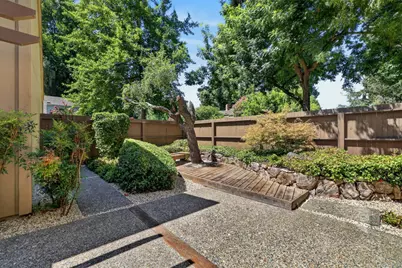 1235 Vanderbilt Way, Sacramento, CA 95825 - Photo 71