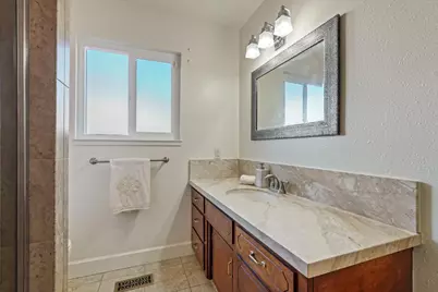 2709 Chapel Court, Modesto, CA 95355 - Photo 19