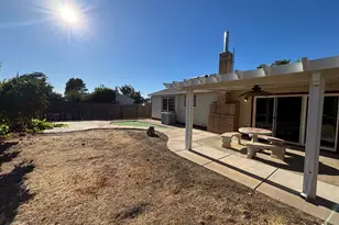 9800 Crimsonwood Way, Sacramento, CA 95827 - Photo 33