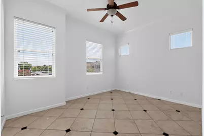 3900 E Commerce Way, Sacramento, CA 95834 - Photo 17