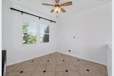 3900 E Commerce Way, Sacramento, CA 95834 - Photo 27