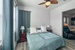 411 S Atlantica Dr, Madera, CA 93636 - Photo 13