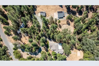 7010 Flat Creek Drive, Somerset, CA 95684 - Photo 95
