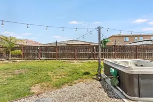 545 Chimes St, Lathrop, CA 95330 - Photo 27