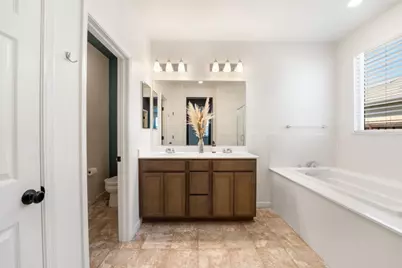 545 Chimes Street, Lathrop, CA 95330 - Photo 21
