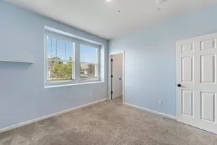 545 Chimes St, Lathrop, CA 95330 - Photo 35