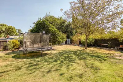 2034 Coley Avenue, Escalon, CA 95320 - Photo 35