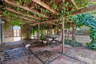 2077 Grove Road, Yuba City, CA 95993 - Photo 23