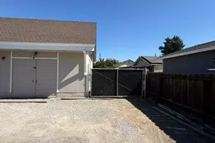 1234 Stanislaus St, Escalon, CA 95320 - Photo 23