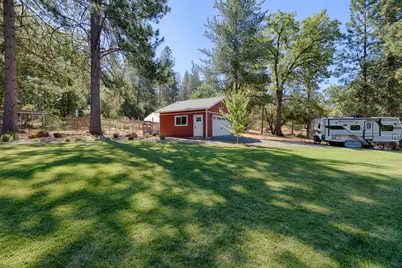 19275 Adamson Drive, Grass Valley, CA 95949 - Photo 35