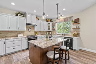 19275 Adamson Dr, Grass Valley, CA 95949 - Photo 3