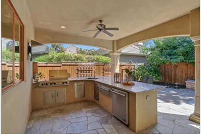 922 Shore Breeze Drive, Sacramento, CA 95831 - Photo 81