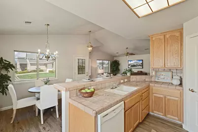 647 Village Drive, Galt, CA 95632 - Photo 9
