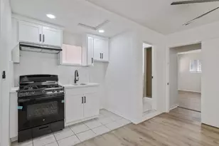 1114 N Conyer St, Visalia, CA 93291 - Photo 41