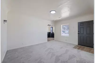 1114 N Conyer Street, Visalia, CA 93291 - Photo 7