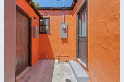1114 N Conyer Street, Visalia, CA 93291 - Photo 25