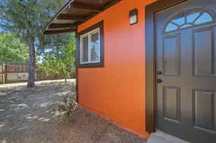 1114 N Conyer St, Visalia, CA 93291 - Photo 49