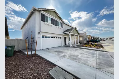 8861 Stratham Way, Elk Grove, CA 95758 - Photo 3