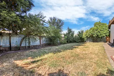 1106 Autumn Court, Stockton, CA 95210 - Photo 25