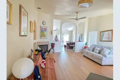 9009 Bungalow Way, Elk Grove, CA 95758 - Photo 3