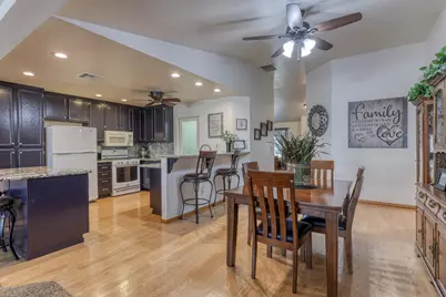 8177 Oak Landing Court, Sacramento, CA 95828 - Photo 5