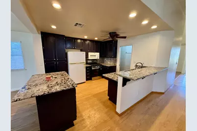 8177 Oak Landing Court, Sacramento, CA 95828 - Photo 19