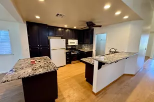 8177 Oak Landing Ct, Sacramento, CA 95828 - Photo 19